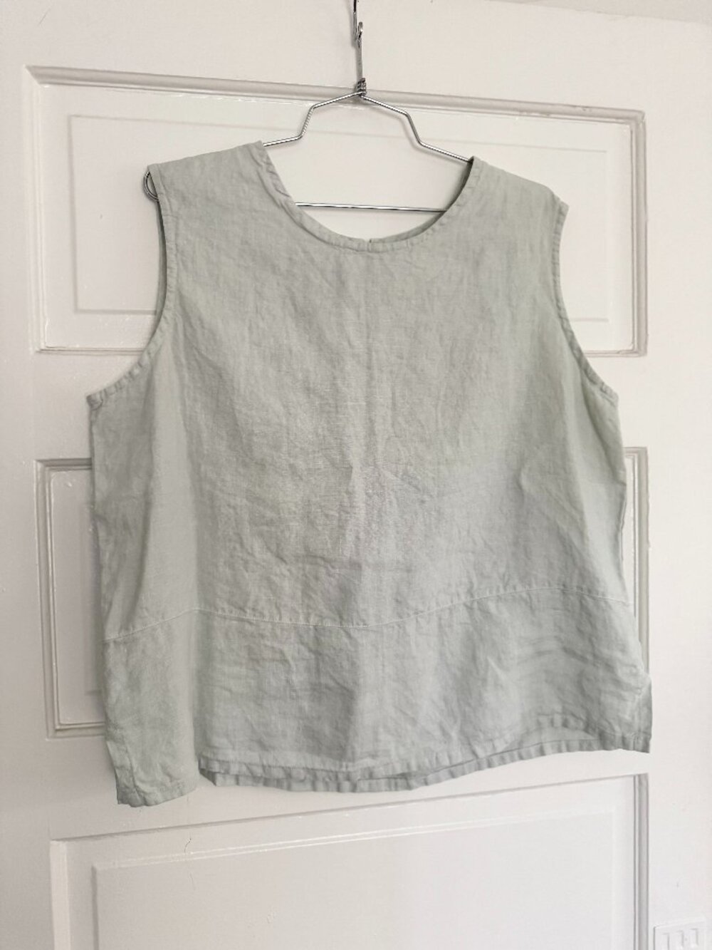 Bryn Walker 100% Linen Tank Top - "Dew" (off-white / light mint) - NWOT - Large